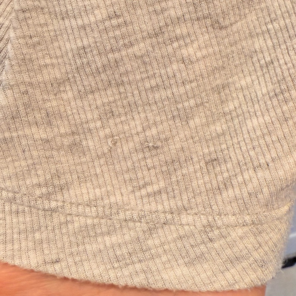 Lilly Pulitzer Luxletic Sleeveless Women's Top - Picture 7 of 7
